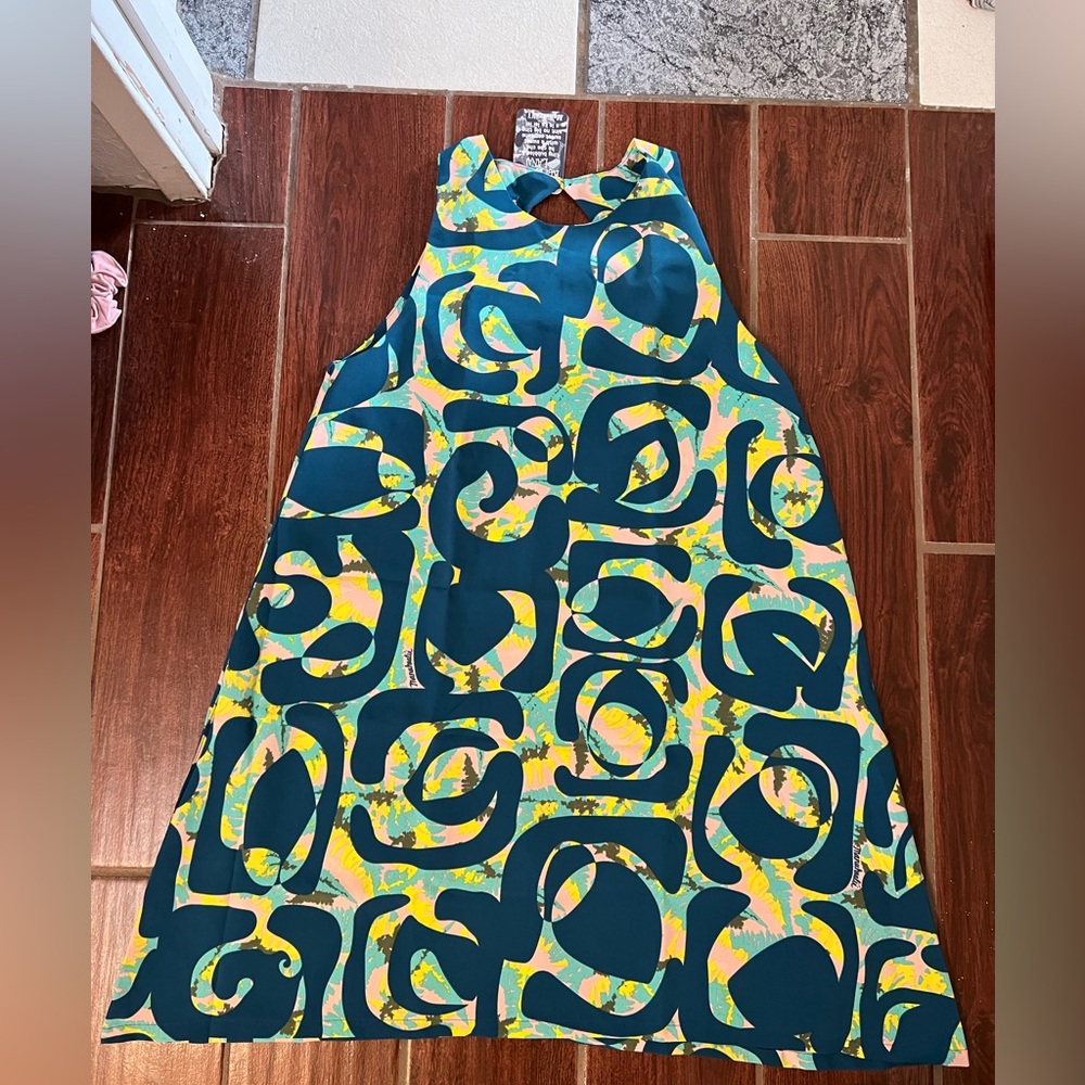 Manuhealii Teal and Yellow Dress